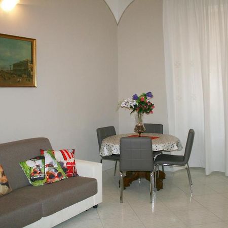 Montebello - Julia Apartment روما المظهر الخارجي الصورة